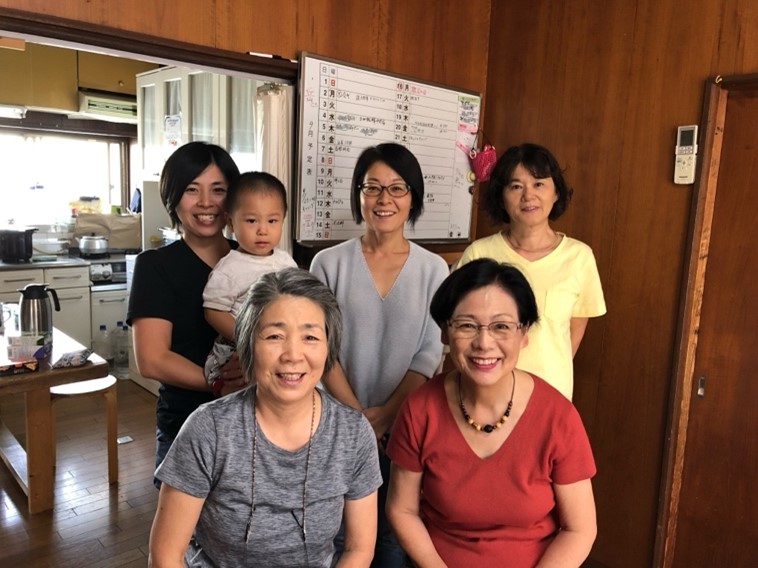 Spreading the Learning of Trauma-Informed Care to Foster Parents and Host Agency Staff through the Japanese Mockingbird Family™ Community